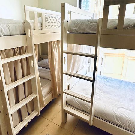 Bed Space In Dubai Marina Hostel Екстер'єр фото